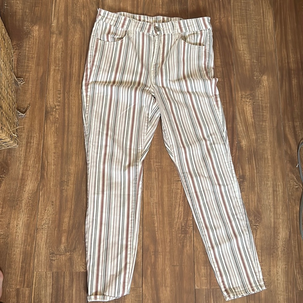 American Eagle High Waisted Striped Jeggings